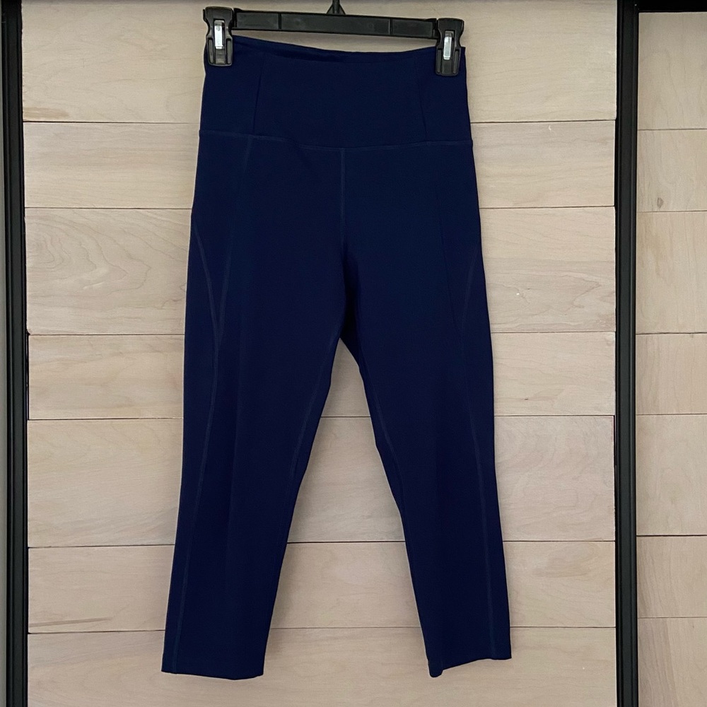 Girlfriend collective crops - S